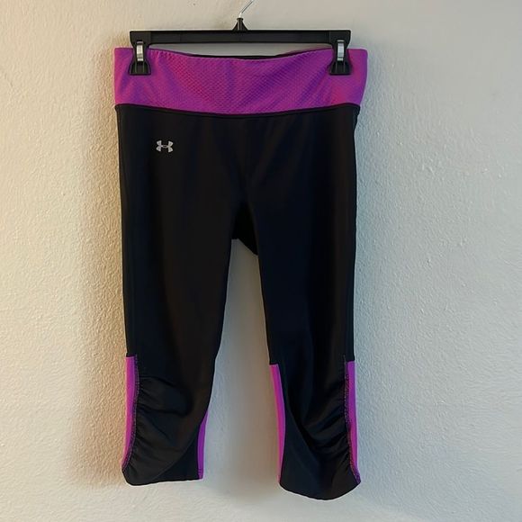 Under Armour Pants - Under Armour Fly By Compression Capri